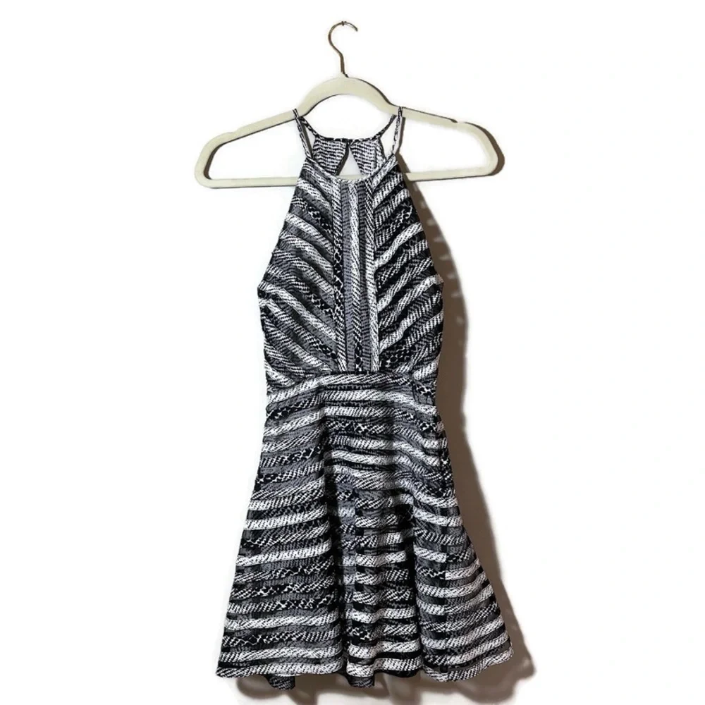 Parker Dress Women's Small Black & White Silk Halter Fit & Flare No Size Tag - Picture 3 of 10